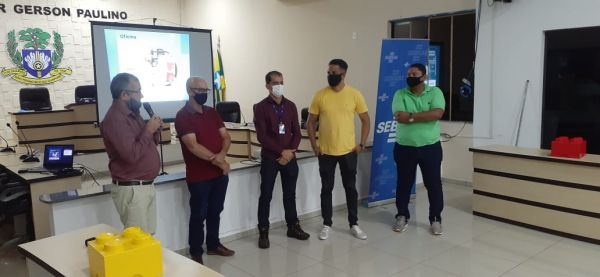 Prefeitos na reinauguração do evento