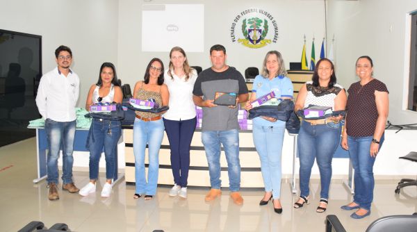 Agentes Comunitários de Saúde de São Francisco do Guaporé recebem novos kits de trabalho