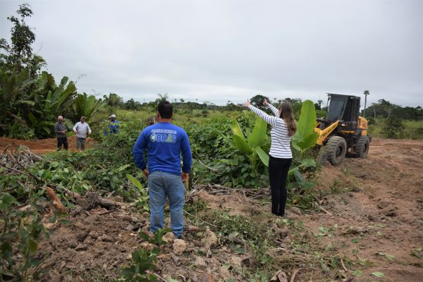 Prefeitura substitui pontes de madeira por concreto na área rural